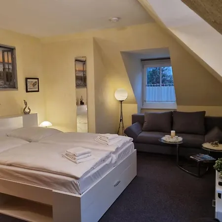 Strandstrasse 32 - 04-54 - Ostseekrone *